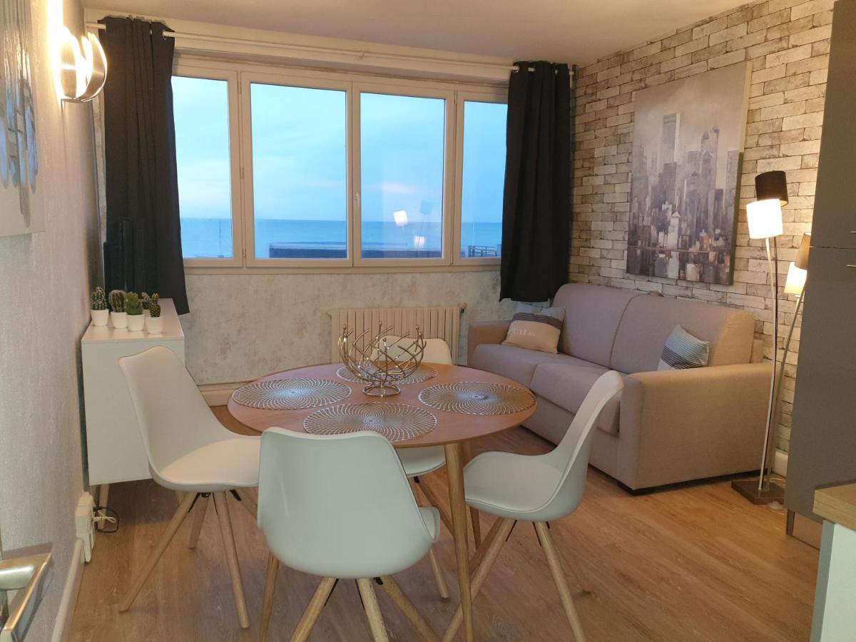 Residence Du Bord De Mer 9 Appartements Avec Une Vraie Vue Mer Le Tréport Exterior foto